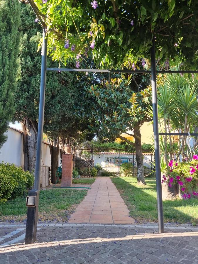 Tabor 1 casa vacanza in villa Napoli Esterno foto